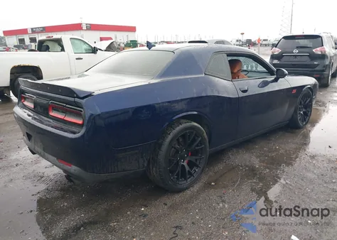 2015 Dodge Challenger Srt 392 from USA, damaged, VIN 2C3CDZDJXFH706927